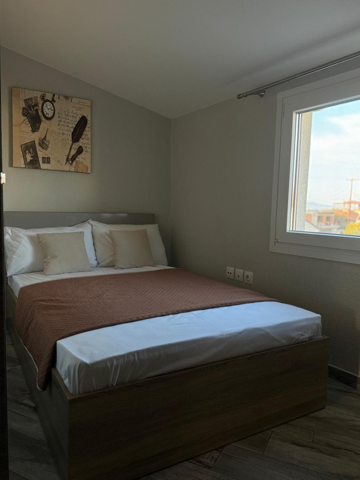 Private Modern Apartment Nea Roda Exteriör bild